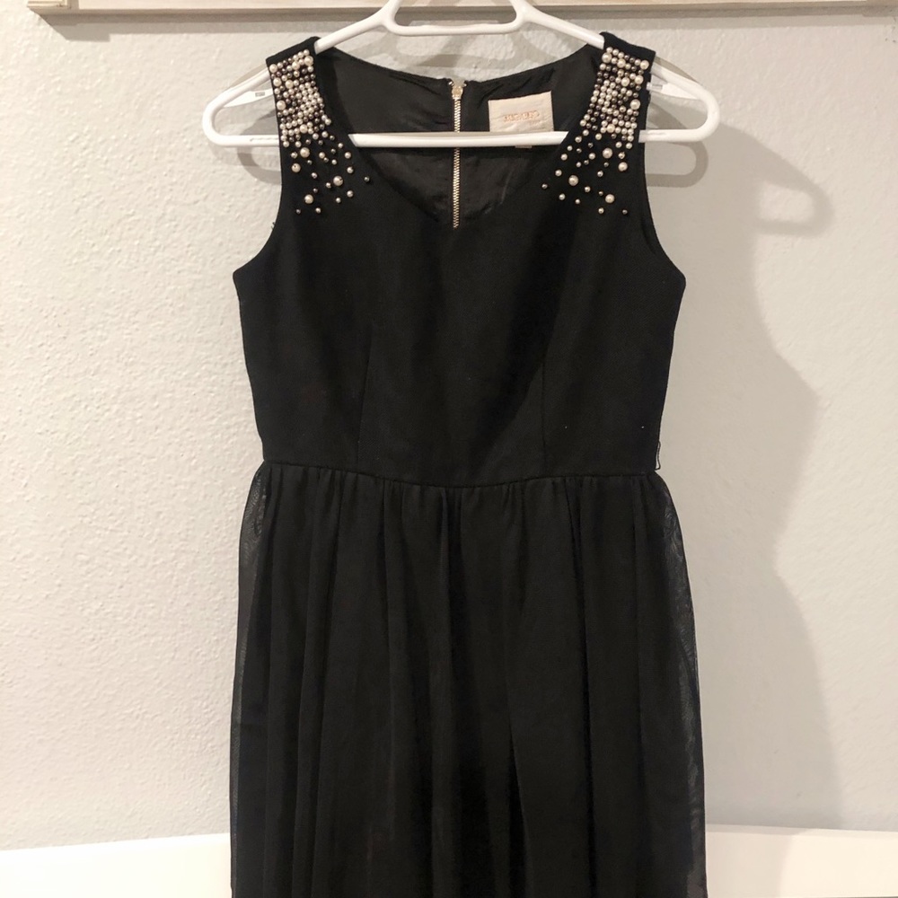 Wool pearl black dress